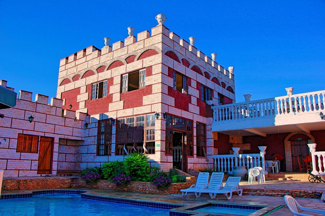 Pousada Al Castello Di Giulietta E Romeo Pirenópolis Exterior foto